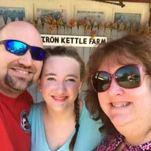 Meet your Posher, Kelly